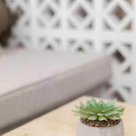 Salvatore's Island House Lejlighed *