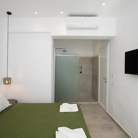 Salvatore's Island House * Mykonos Town