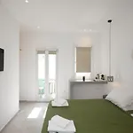 Salvatore's Island House Lejlighed *