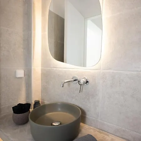 Apartment Salvatore's Island House *