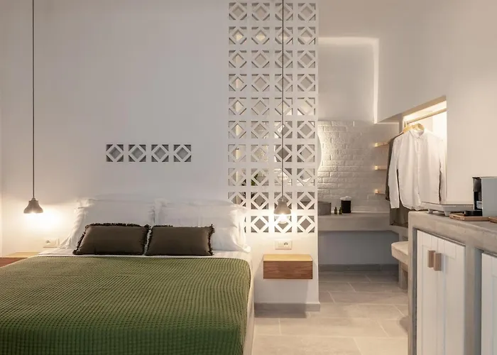 Salvatore's Island House *