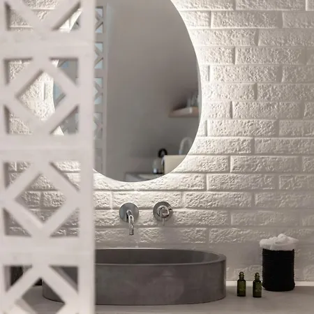 Salvatore's Island House